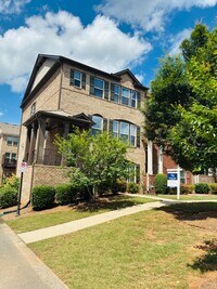 Building Photo - 901 Fawn Way