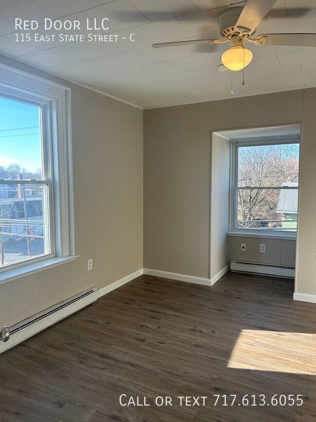 Building Photo - 115 E State St