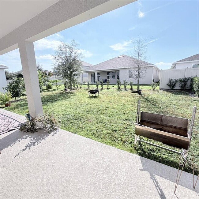 Building Photo - 927 Vineyard Rdg Rd