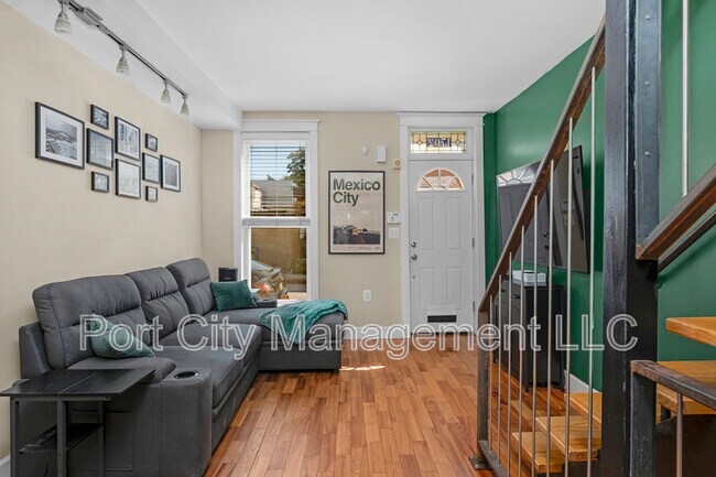 Building Photo - 1702 Patapsco St
