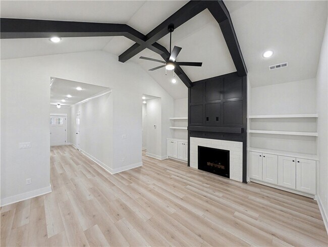 Building Photo - 7842 Scenic Vly Ave