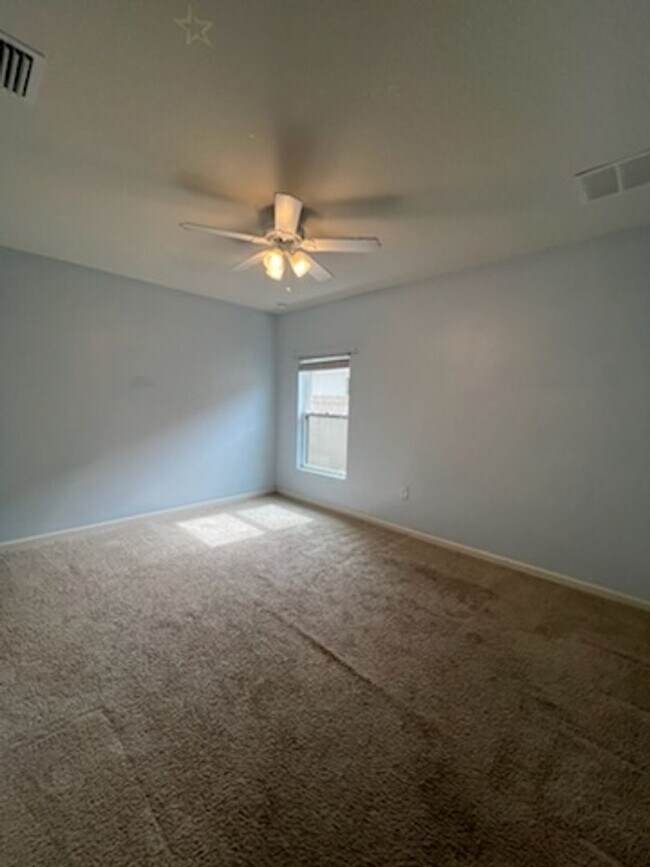 Building Photo - Sawgrass Lakes Home