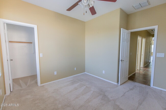 Building Photo - 2270 E Aloe Pl