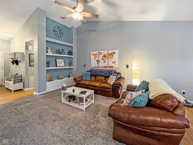 Building Photo - 2636 Bluewood Way