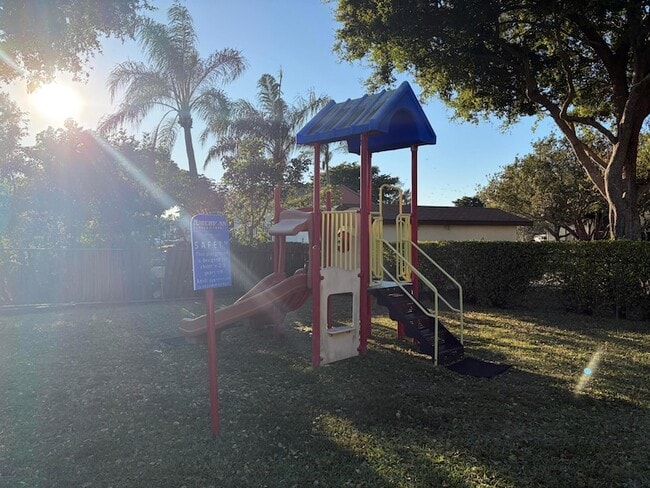 Building Photo - 4835 Sable Pine Cir