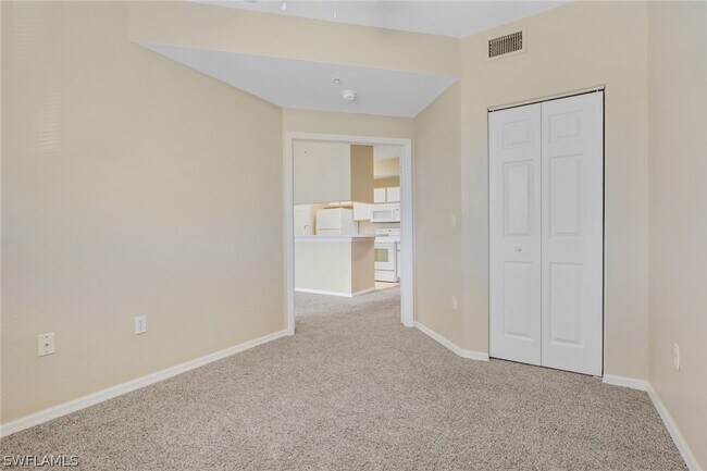 Building Photo - 6321 Aragon Way