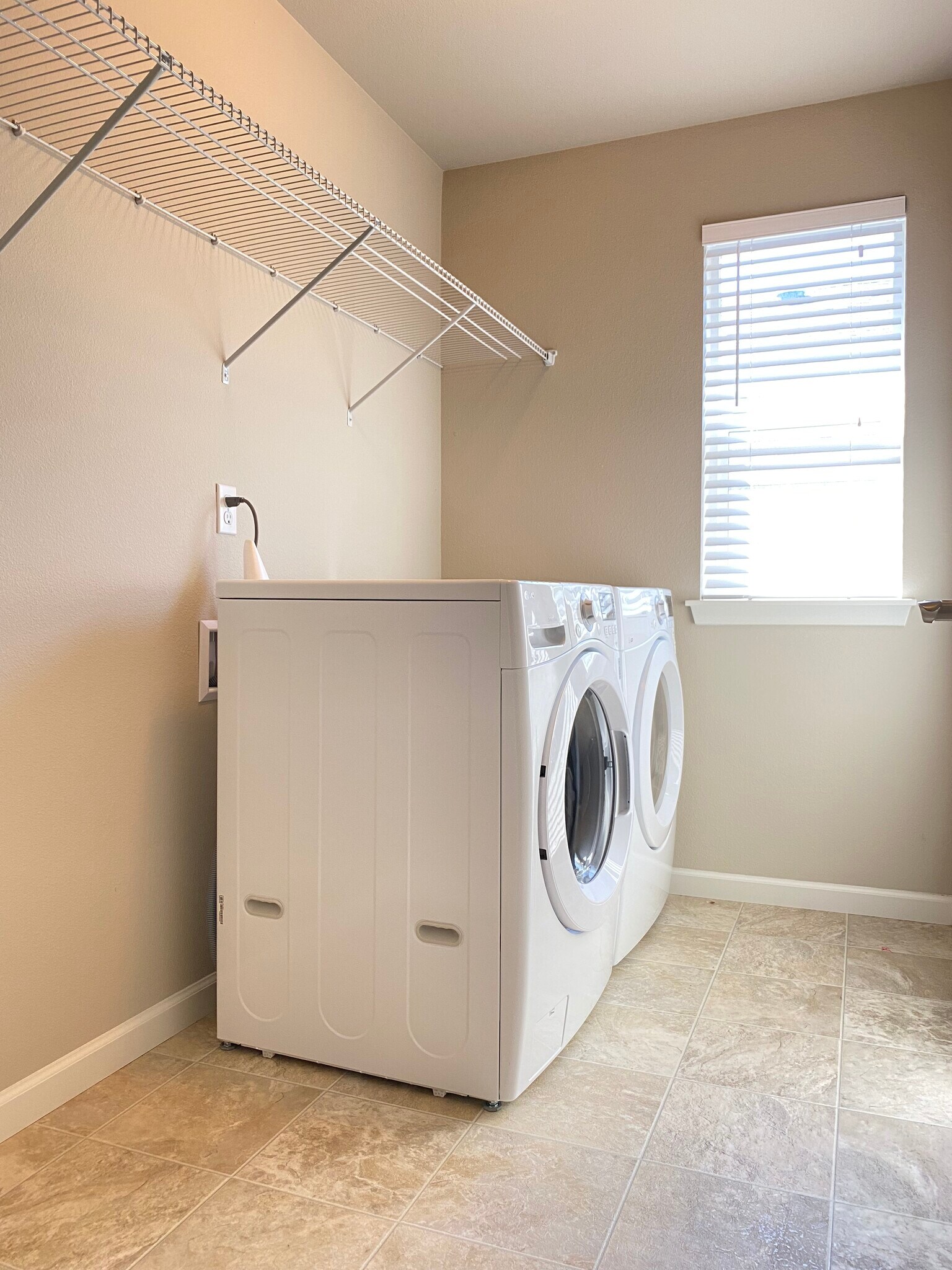 Building Photo - 2230 Hidden Creek Ct