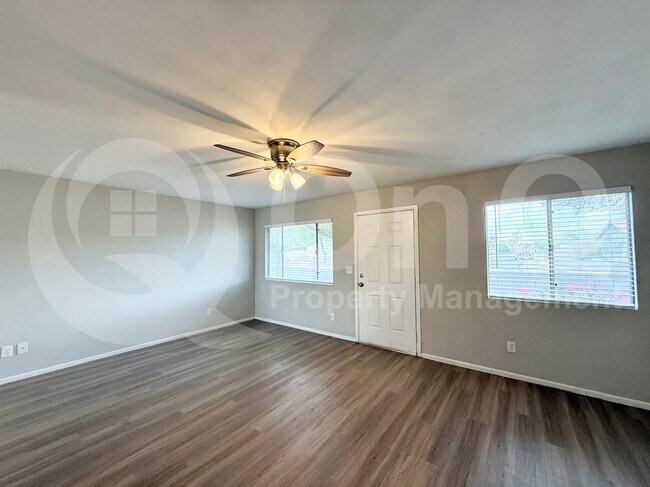 Building Photo - 329 N 69th Ave