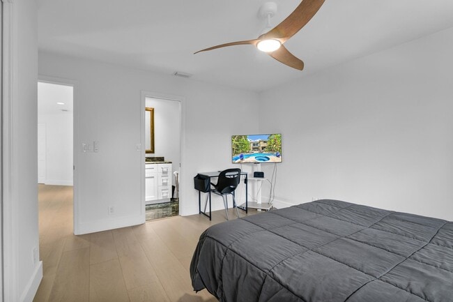 Building Photo - 753 Villa Portofino Cir