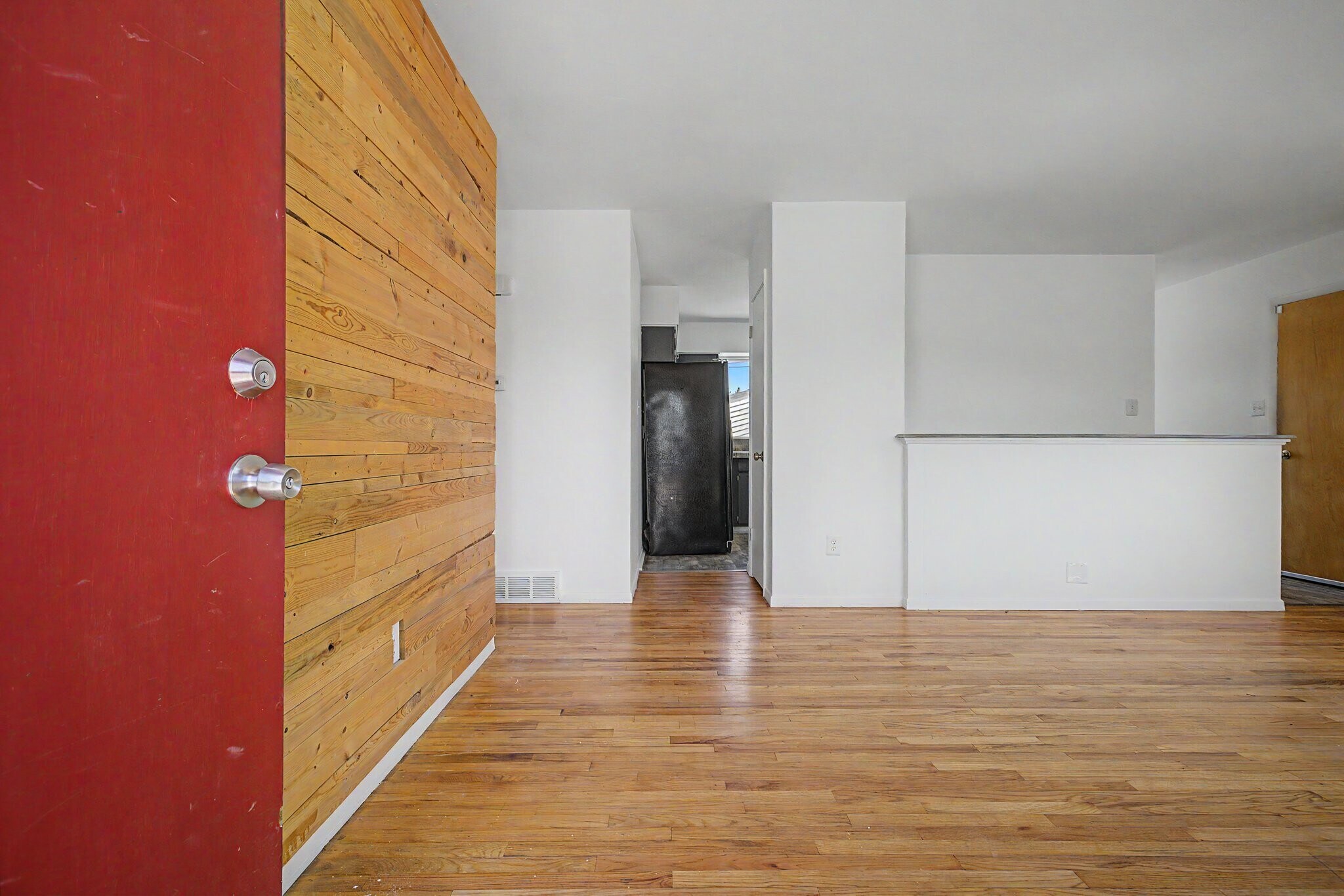 Building Photo - 6675 W Arizona Ave