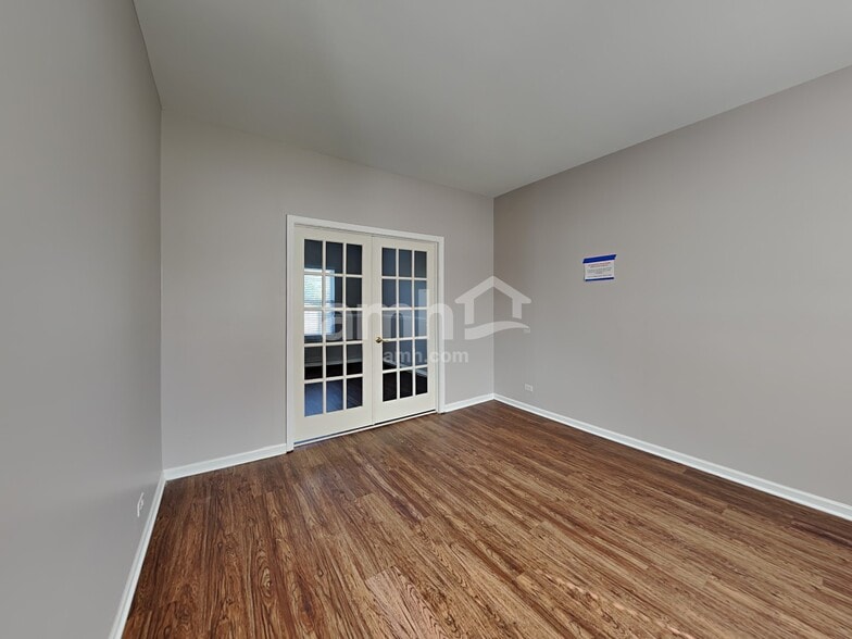 Building Photo - 809 Magnolia Dr