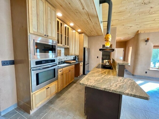 Building Photo - 173 Cross Creek Pl
