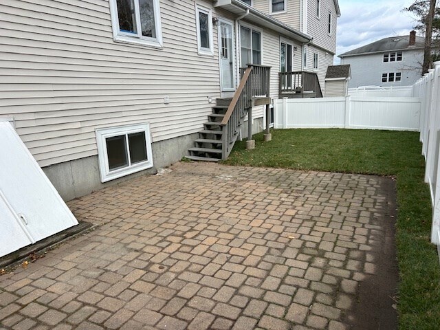 Building Photo - 196 Linwood Ave