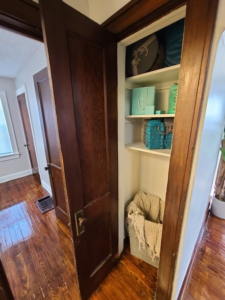 Linen Closet - 417 S Spencer Ave