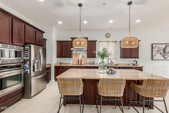 Building Photo - 19675 E Oriole Way