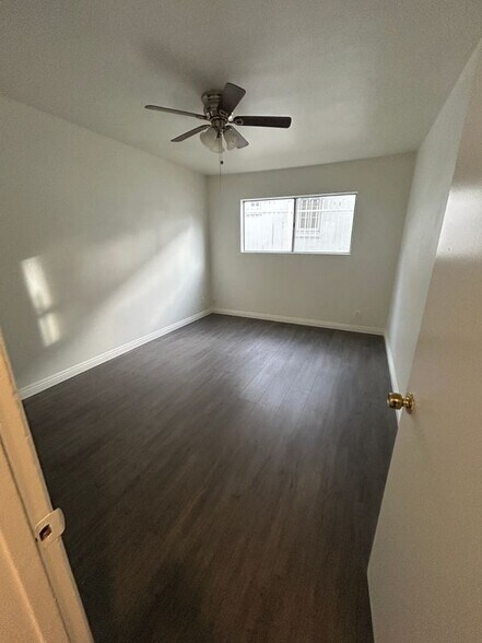 Building Photo - 278 E Washington Blvd