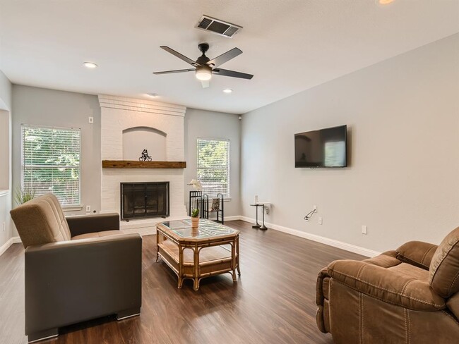 Building Photo - 5904 Kabaye Cove