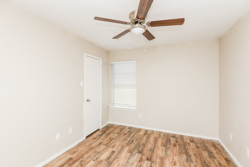 Building Photo - 10217 Cypress Hills Dr