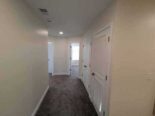 Building Photo - 1659 Legrand Rd