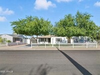 Building Photo - 4006 N 11th Ave