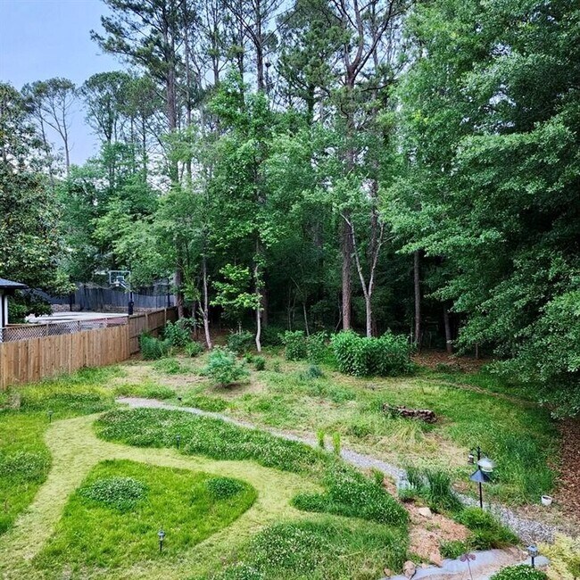 Building Photo - 8025 Cedar Cove