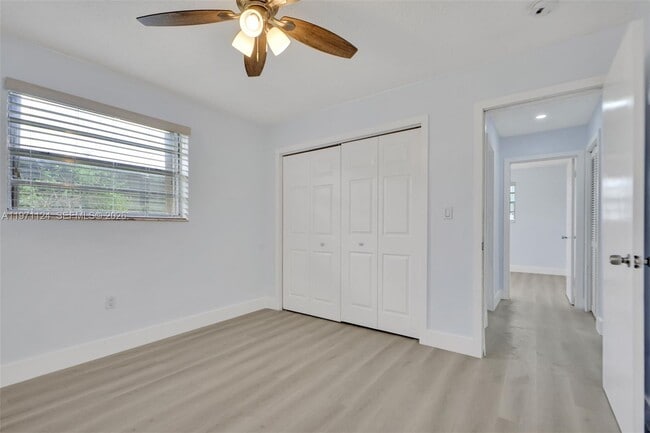 Building Photo - 8772 SW 27th St