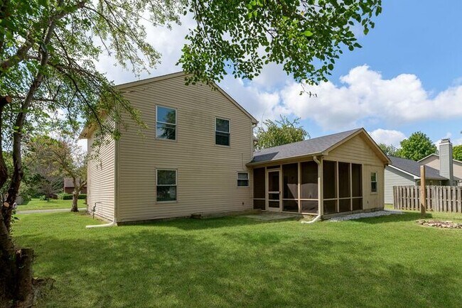 Building Photo - Sweet 4 Bedroom 2.5 Bath Home in Great Fishers Location Within Walking Distance to the Nickel Pla...