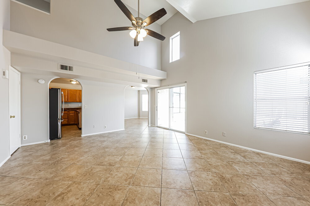 Building Photo - 7706 W Tonto Dr