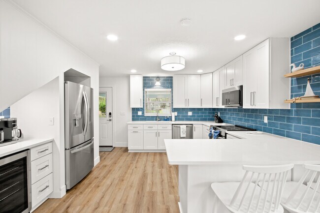 Building Photo - 13920 SE 124th St