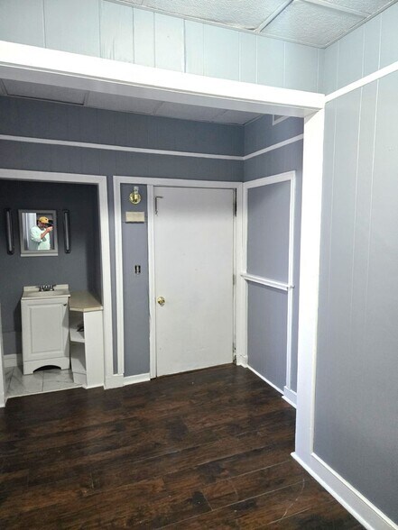 Building Photo - 8 St John St