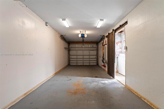 Building Photo - 1610 Fletcher St