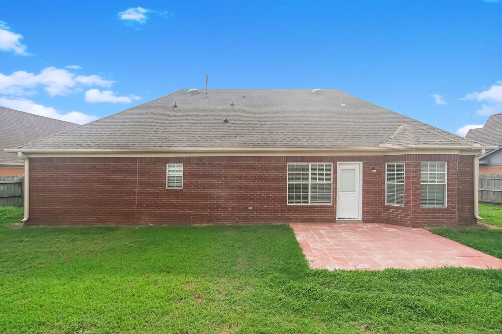 Building Photo - 7764 Bramble Ln
