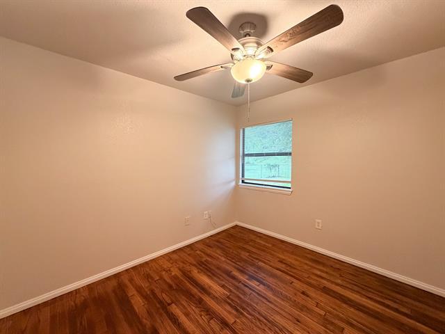 Building Photo - 108 Sunset Cir
