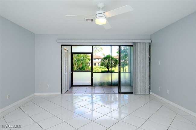 Building Photo - 26650 Southern Pines Dr