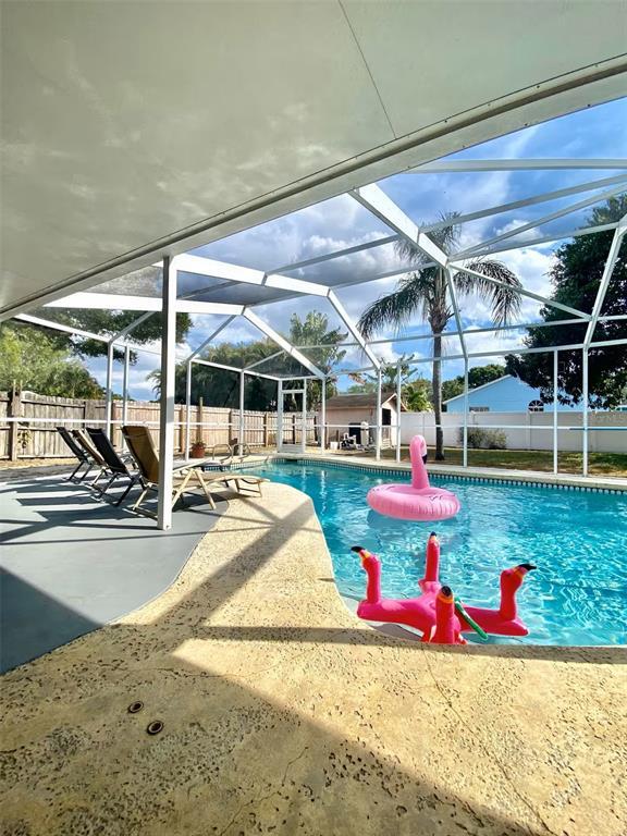 Building Photo - 8024 Candlewoode Dr