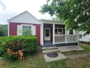 Building Photo - 4904 Inglewood Ct