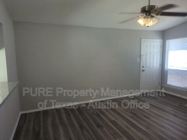 Building Photo - 6604 Scrub Oak Ln