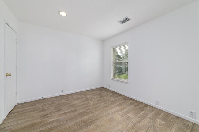 Building Photo - 20126 Cypresswood Glen