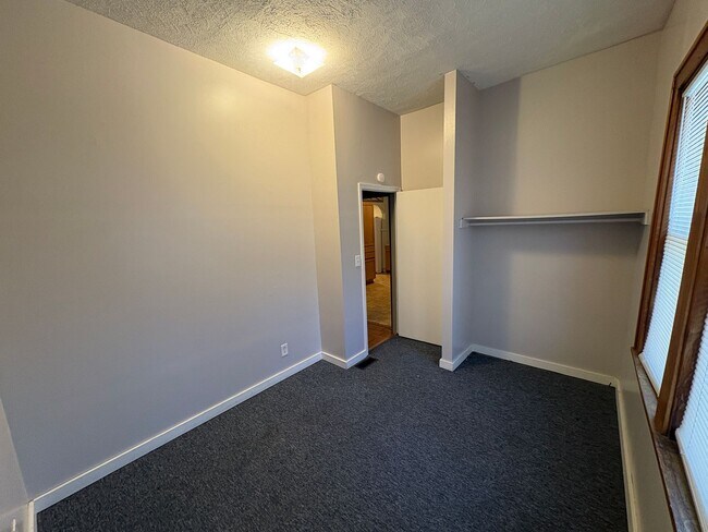 Building Photo - 2274 Orchard St