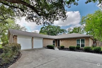 Building Photo - 12018 Whittington Dr