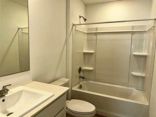 Building Photo - 2105 Sulky Ln