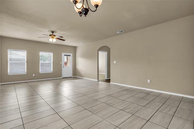 Building Photo - 2029 Shady Glen Trail