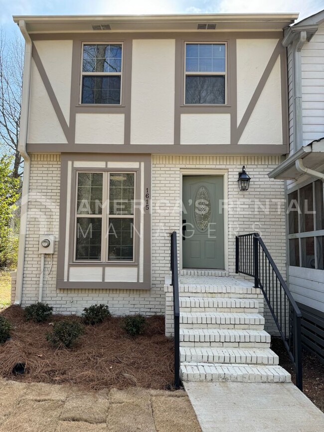 Primary Photo - Home available in Homewood! Available to V...