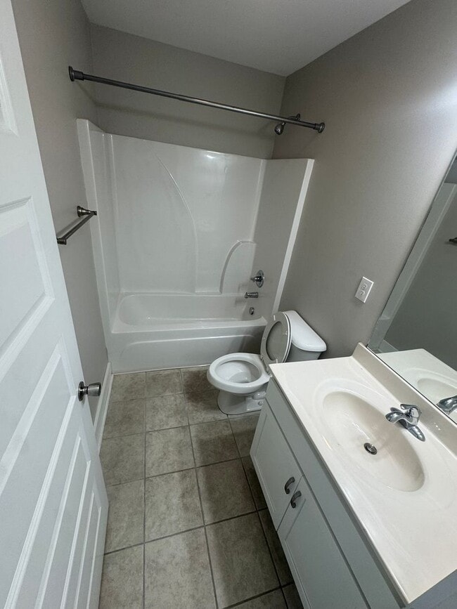 Building Photo - 4002 Currant Ct