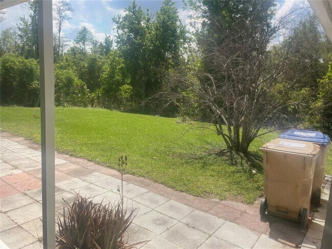 Building Photo - 116 Crescent Ct