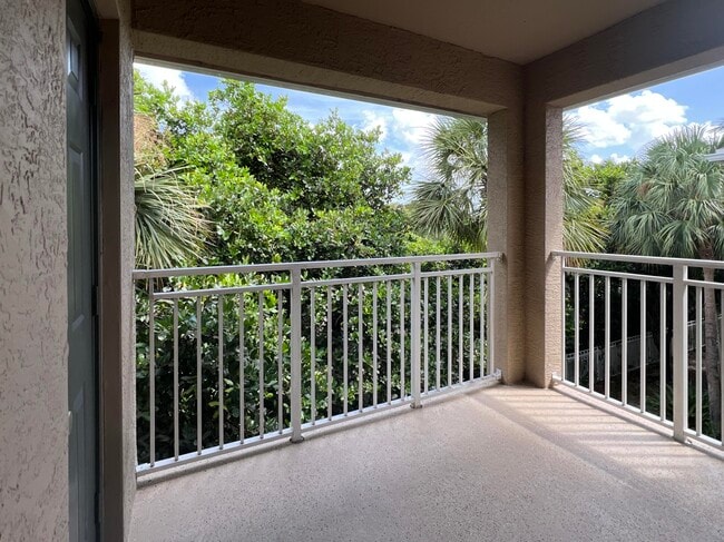 Building Photo - 6410 Emerald Dunes Dr