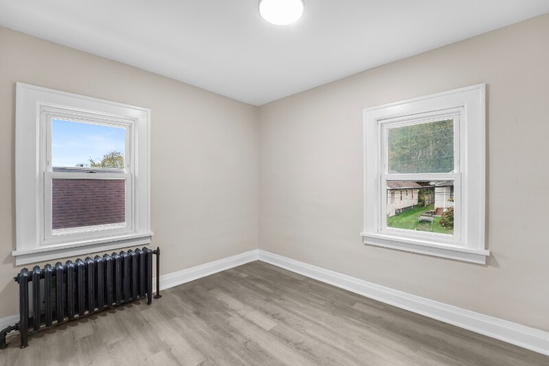 Building Photo - 108 Robble Ave