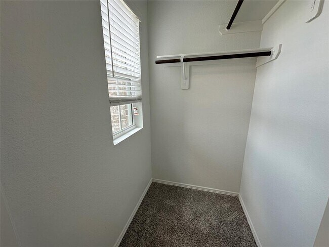 Building Photo - 25628 Microstar Wy