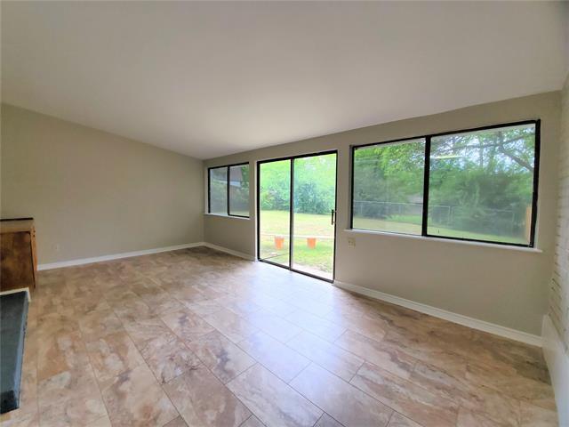 Building Photo - 2115 Glenwood Ln
