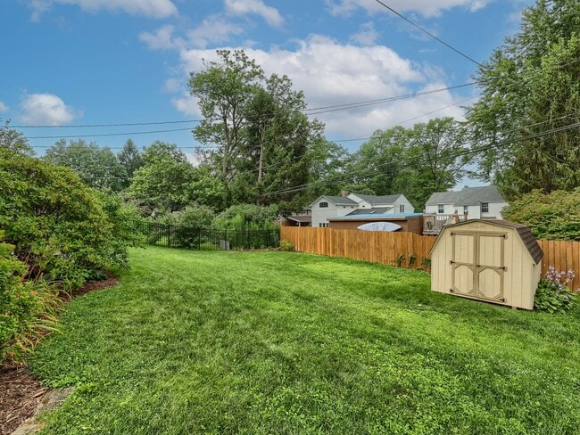 Building Photo - 3 Bedroom Single Family Home in Camp Hill